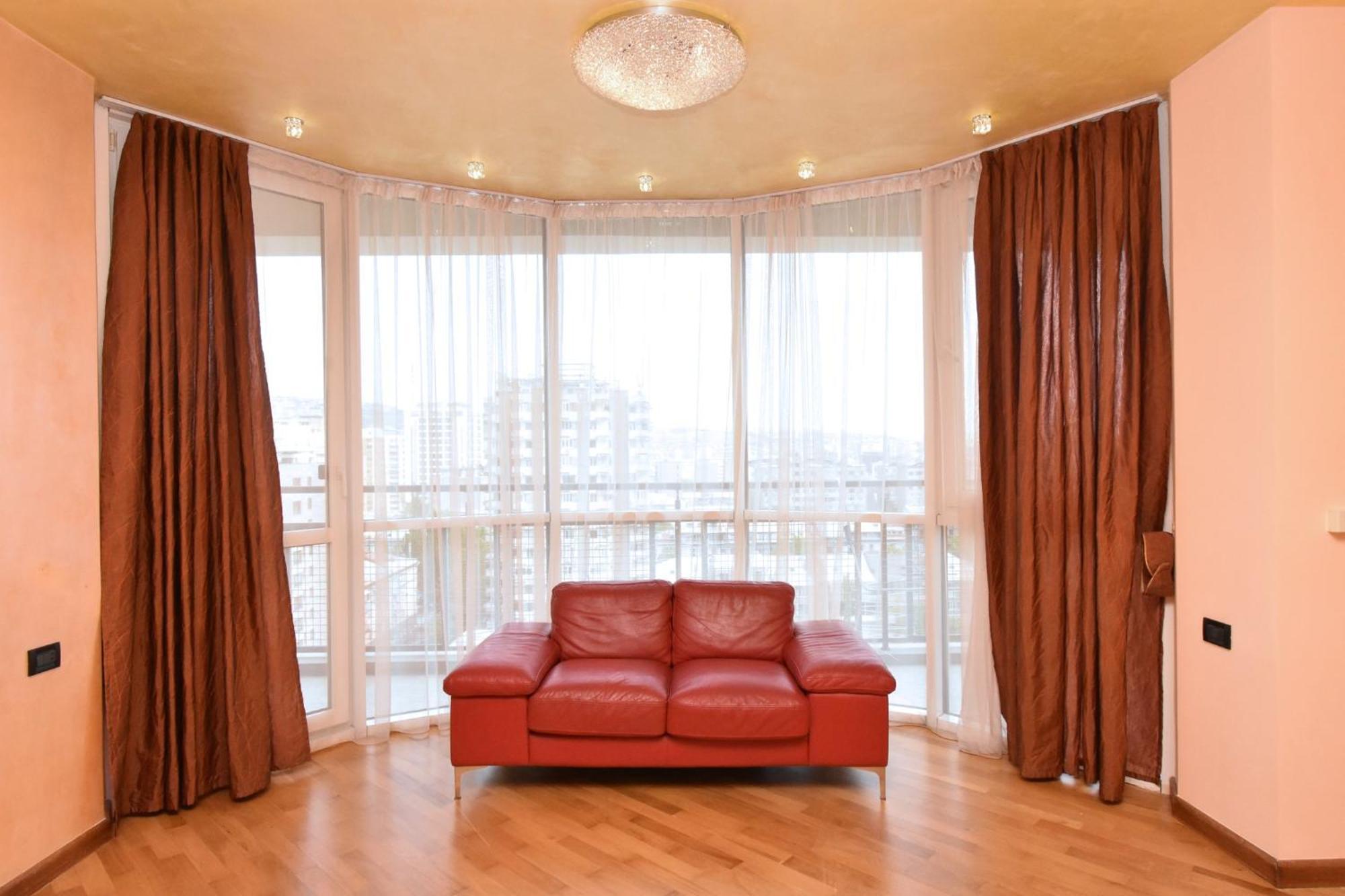 Amiryan Street, 3 Bedrooms Grand And Sunny Apartmet Am2711 Yerevan Bagian luar foto