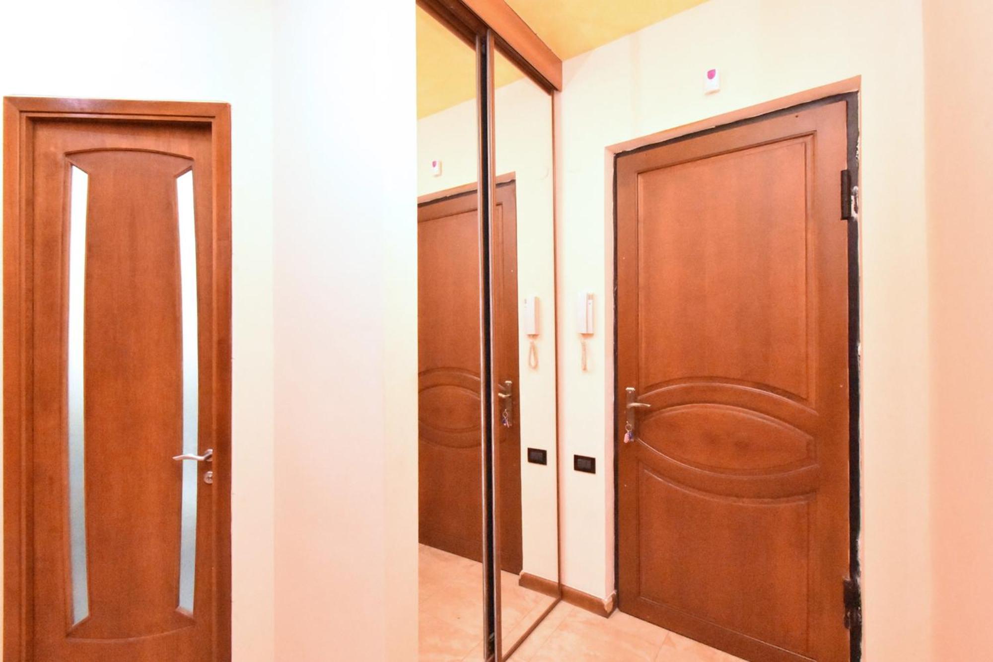 Amiryan Street, 3 Bedrooms Grand And Sunny Apartmet Am2711 Yerevan Bagian luar foto