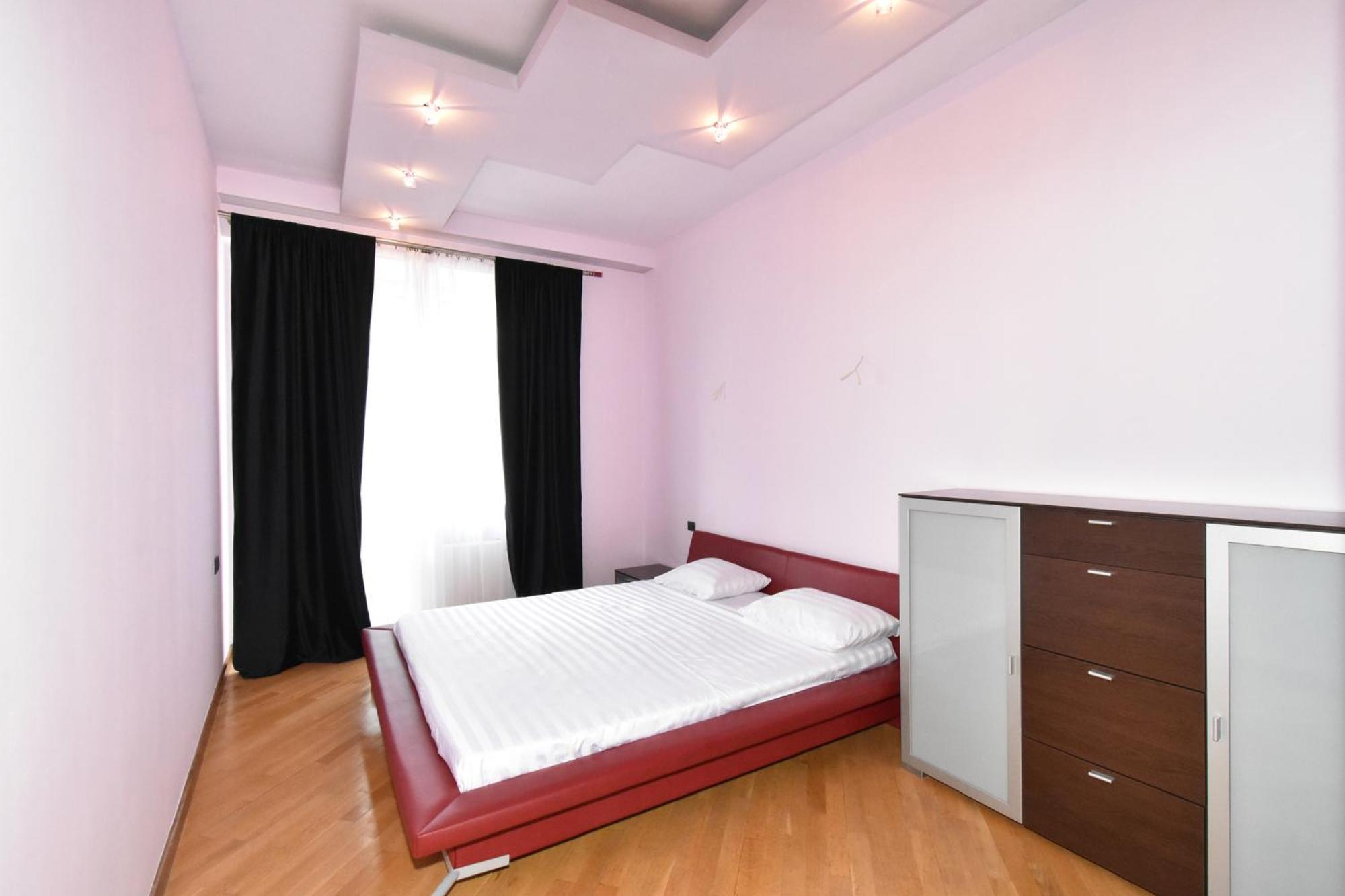 Amiryan Street, 3 Bedrooms Grand And Sunny Apartmet Am2711 Yerevan Bagian luar foto